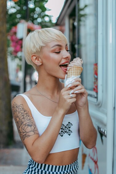 Portland: Guided Ice Cream Walking Tour with Tastings
