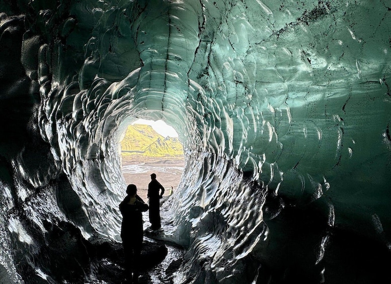 Reykjavik: South Coast and Katla Ice Cave Small Group Tour