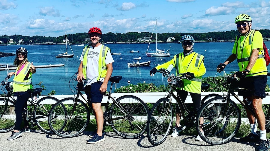 Portsmouth: Self Guided / Bike Rental