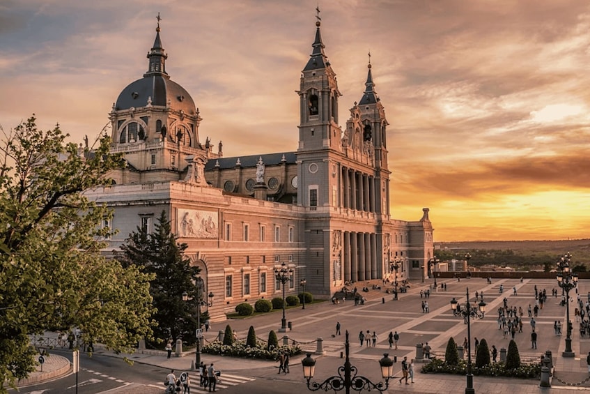Picture 2 for Activity Madrid: Old Town Guided Walking Tour