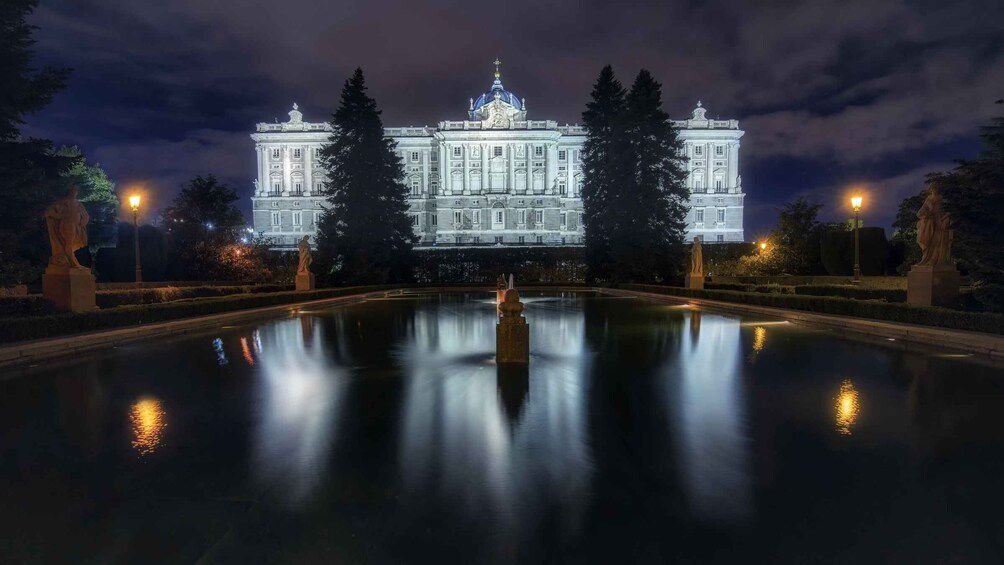 Picture 3 for Activity Madrid: Old Town Guided Walking Tour