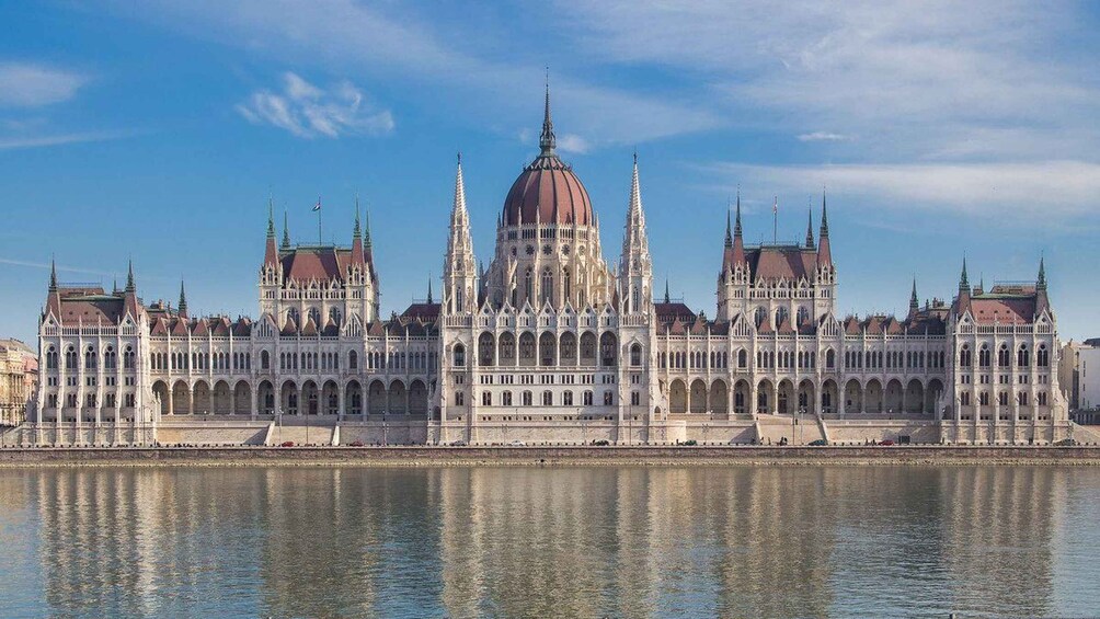 7 hour Budapest walking tour