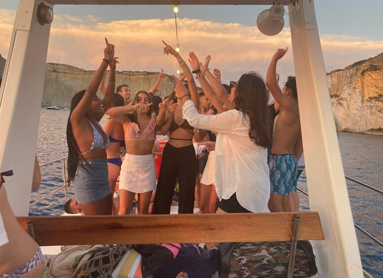 Picture 3 for Activity Ponza: Bath and aperitif at sunset