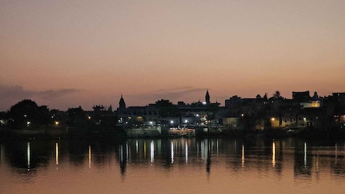 Pushkar Tagesausflug mit Kamelsafari von Jaipur mit dem Auto.