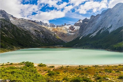 Ushuaia: Geführte Wanderung zur Laguna Esmeralda mit Lunchpaket