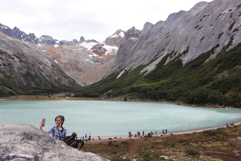 Picture 10 for Activity Ushuaia: Laguna Esmeralda Guided Trek with Box Lunch