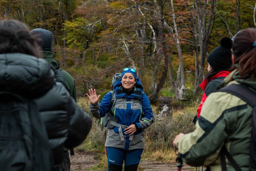 Picture 2 for Activity Ushuaia: Laguna Esmeralda Guided Trek with Box Lunch