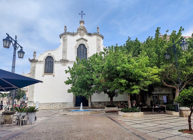 Picture 18 for Activity Setúbal: Private Walking Tour