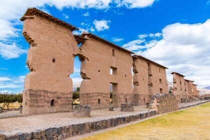 Circuit de route ensoleillée d’une journée complète entre Cusco et Puno