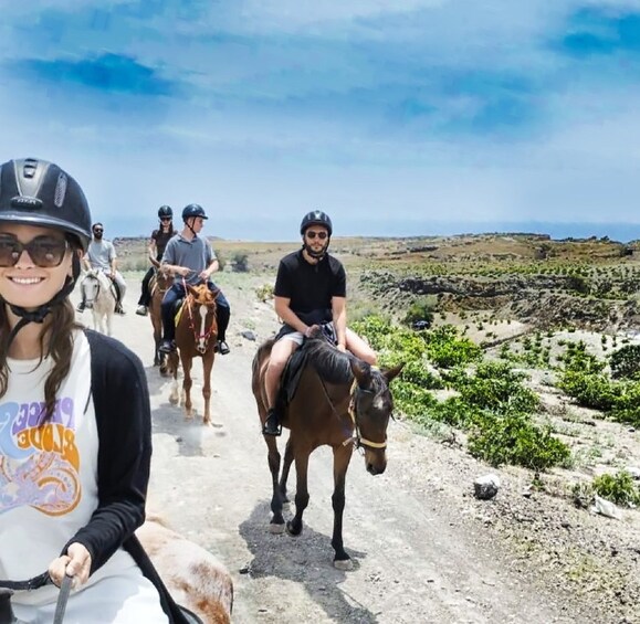 Akrotiri: Guided Horseback Riding Day Trip to a Beach