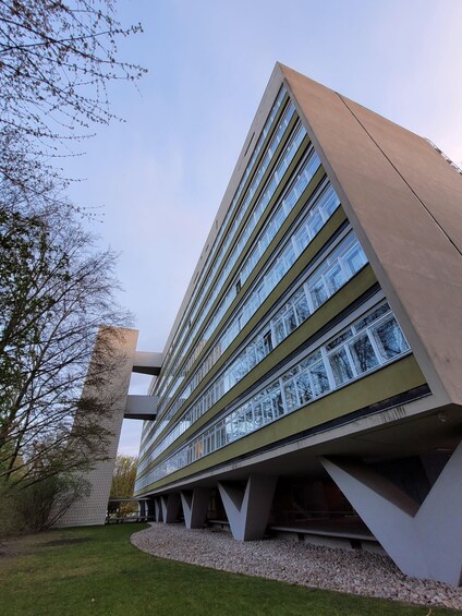Picture 10 for Activity Berlin: Modernist Architecture Tour in the Hansaviertel