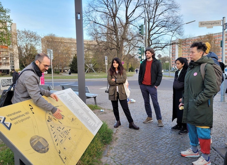 Picture 6 for Activity Berlin: Modernist Architecture Tour in the Hansaviertel