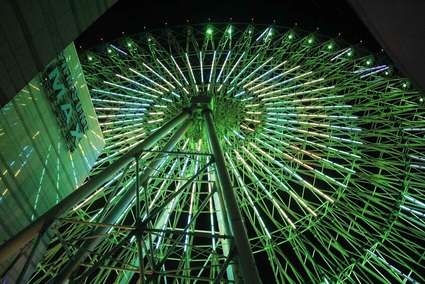 Picture 4 for Activity Taipei: Miramar Ferris Wheel Ticket