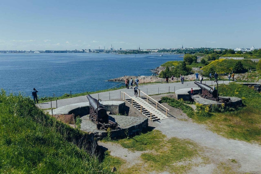 Suomenlinna: Private Tour with an Authorized Guide