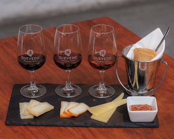 Vila Nova de Gaia: Port Wine Tasting with Cheese Pairing