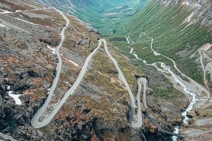 From Ålesund: Trollstigen Sightseeing Village & Fjord Tour