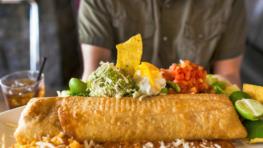 Tucson: Guided Food Walking Tour with Tastings