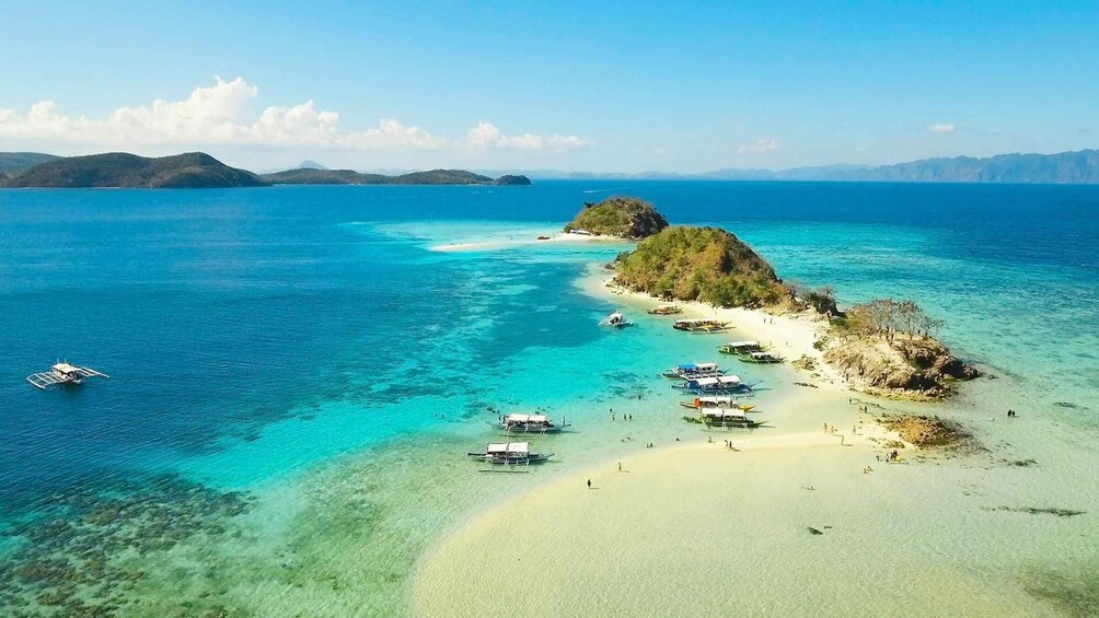 Coron Island Escapade Tour (Private Tour)