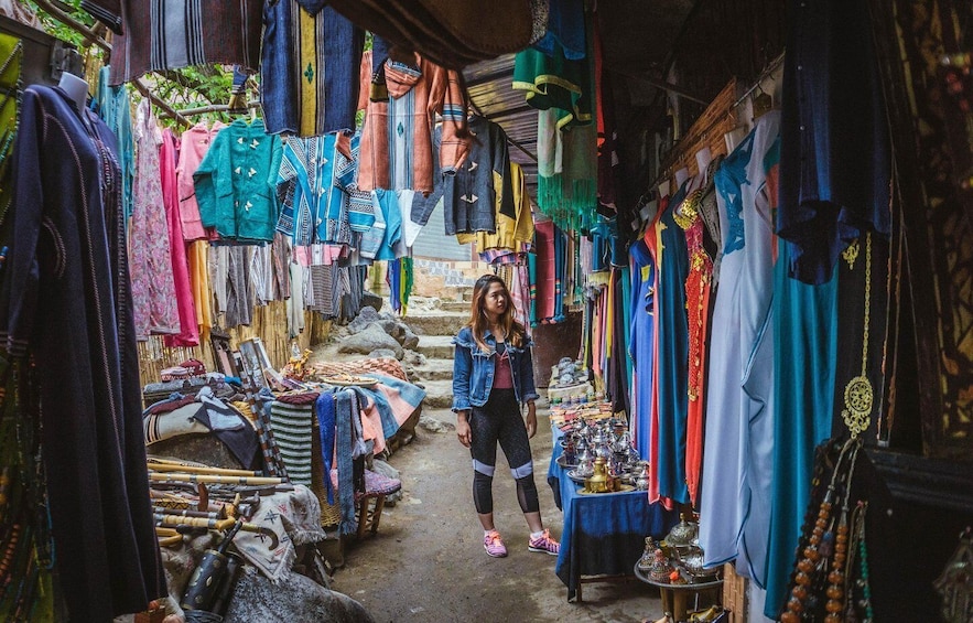 Fez: Walking Tour - Explore the Medina with Shaymae