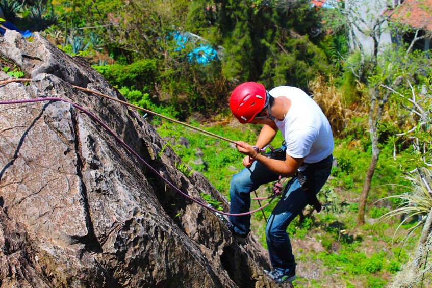 Picture 4 for Activity Valle de Bravo: Rappel over a viewpoint