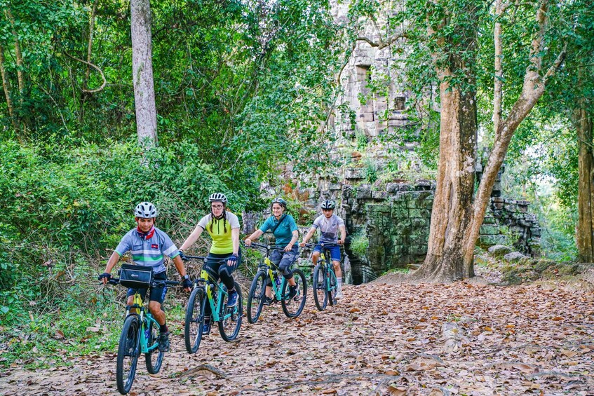 Picture 6 for Activity Siem Reap: Angkor Sunset Bike & Boat Tour w/ Drinks & Snacks