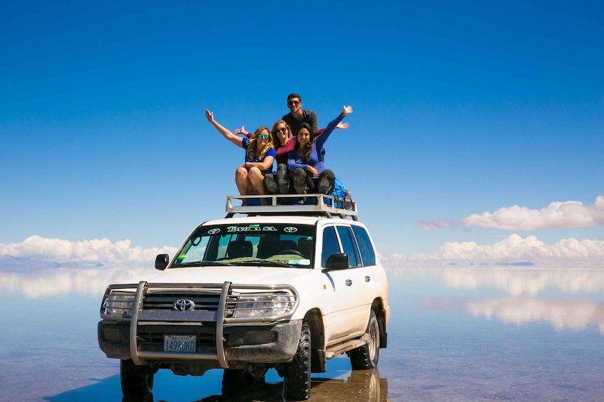 Picture 2 for Activity From Uyuni:Uyuni Salt Flats with Incahuasi Island |Full day|
