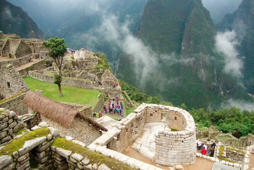 Picture 3 for Activity Machu Picchu: Local Guide in Machu Picchu Private and Group