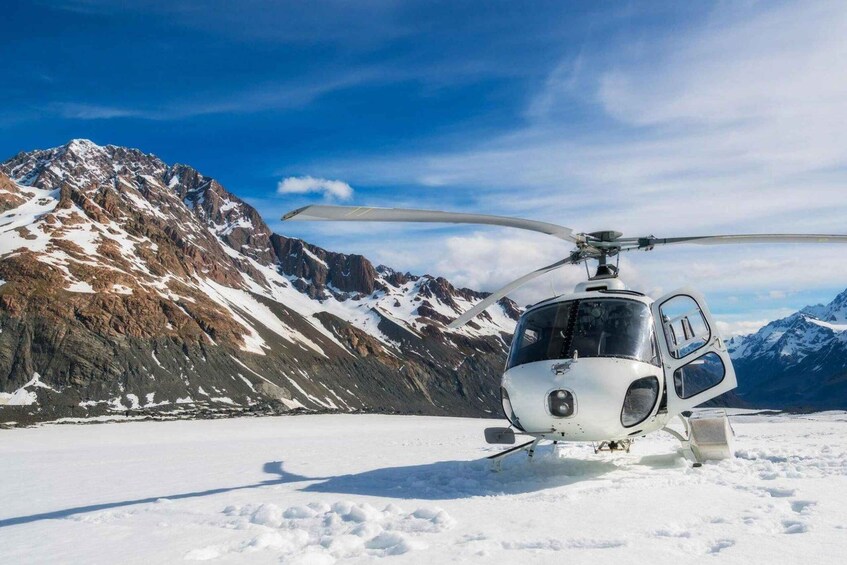 Everest Base Camp: Helicopter Tour with Multiple landings