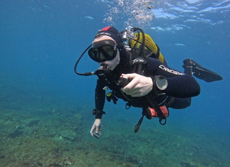 Picture 7 for Activity Playa Del Ingles: Discover Scuba Diving - Free Transfers