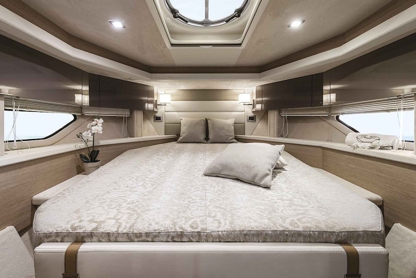 Picture 2 for Activity All Inclusive Taormina Bay privare luxurious yacht