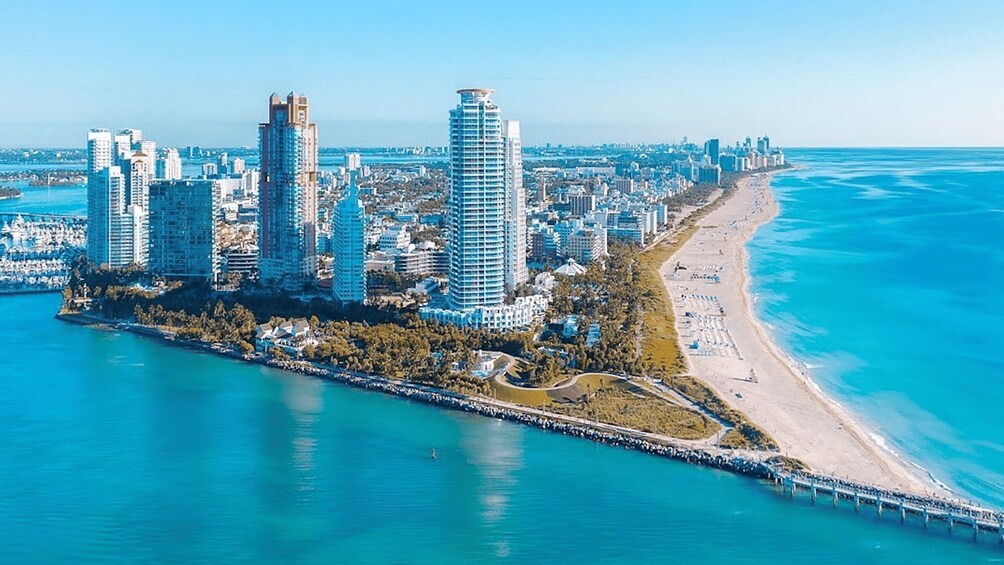 Picture 9 for Activity Miami: Luxury Private Helicopter Tour