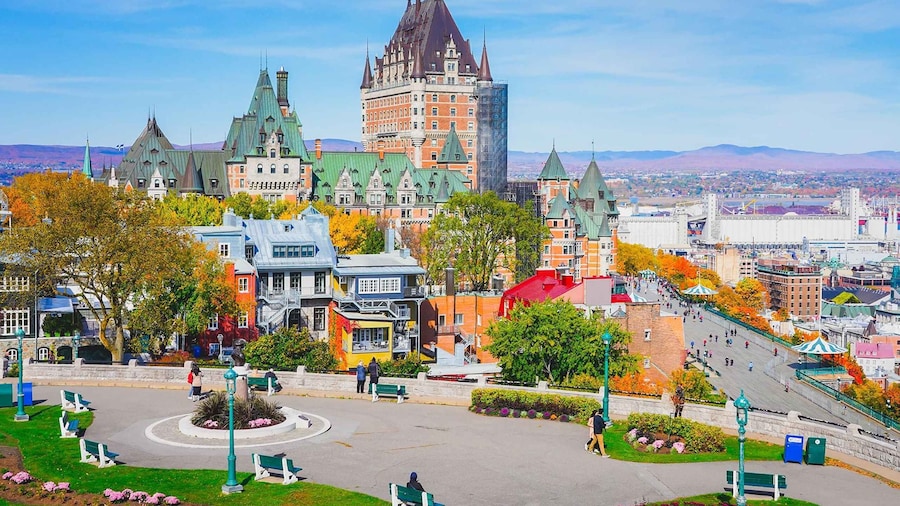 From Montreal: Full-Day Tour of Quebec City with Cruise