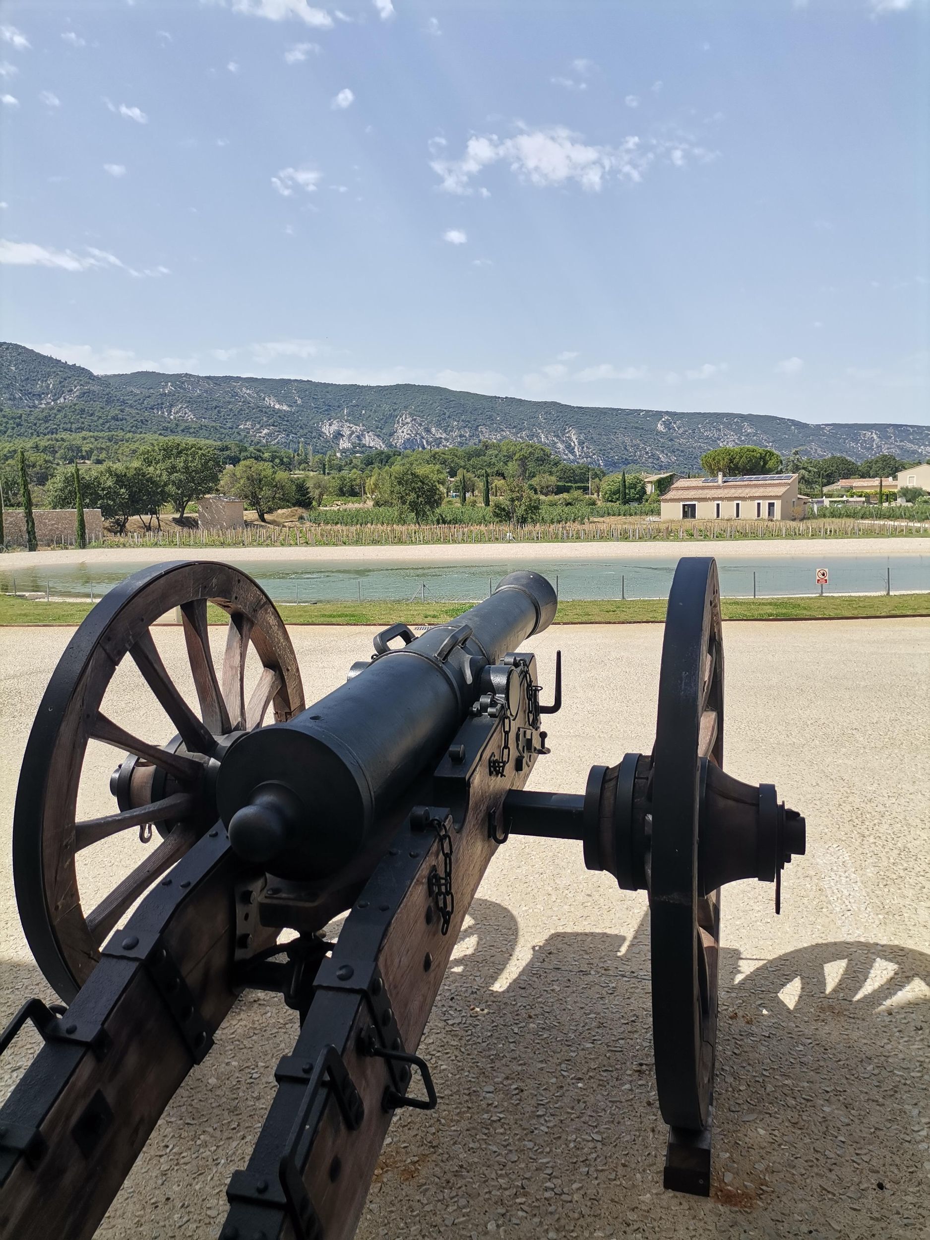 Luberon Wine and Charm: Explore the Flavors of the South