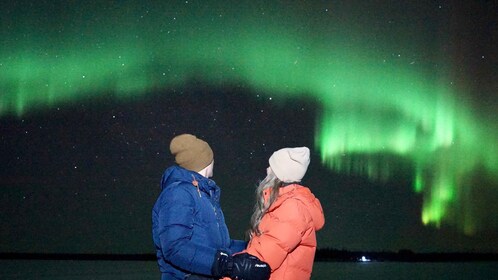 From Rovaniemi: Northern Lights Van Tour with Photos