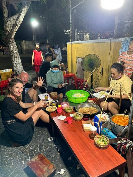 Picture 5 for Activity Hoi An : Evening Street Walking Food Tour