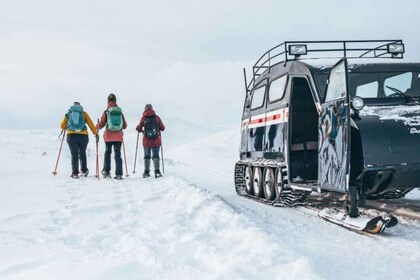 Jotunheimen: Snowcoach Tour With Lunch