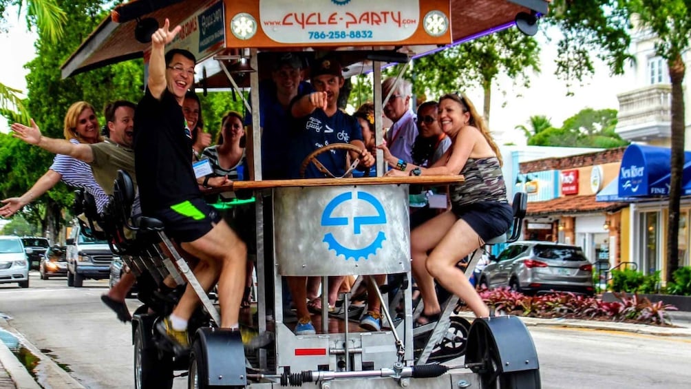 Picture 1 for Activity Fort Lauderdale: Guided Happy Hour Bar Crawl by Beer Bike