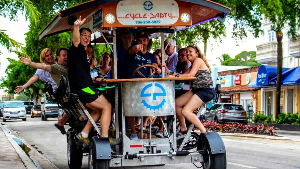 Picture 1 for Activity Fort Lauderdale: Guided Happy Hour Bar Crawl by Beer Bike