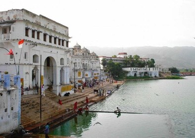 7 - Days Tour of Udaipur, Chittaurgarh, Pushkar and Jaipur