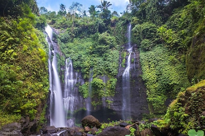 Munduk: recorrido de senderismo por Banyu Wana y la cascada de Sekumpul