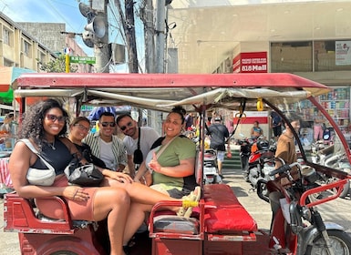 Manila Tuktuk and Jeepney Ride Guided Tour