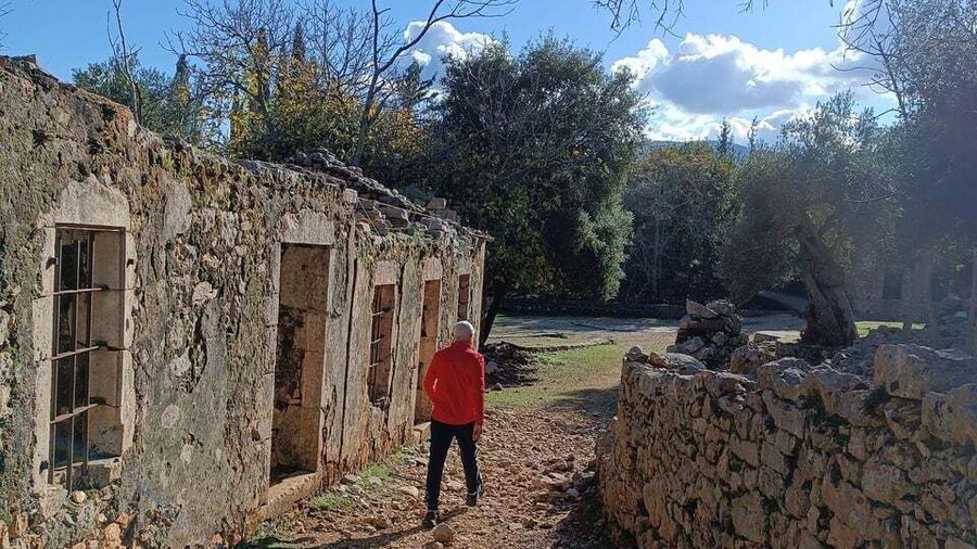 Private Walking Tour- Sami's Old Villages & Geological Park