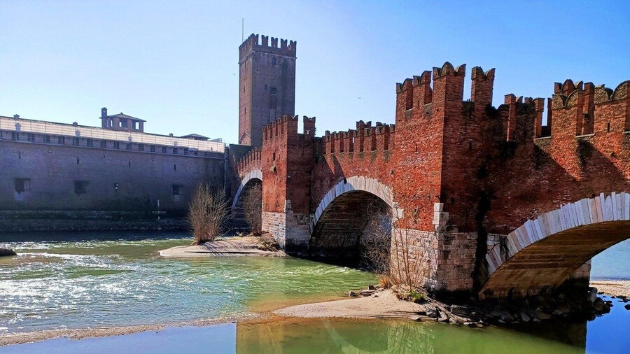 Verona: History and Hidden Gems Guided Walking Tour
