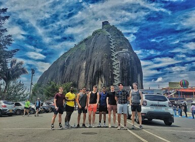 From Medellin: Guatape El Peñol with boat + gastronomic tour