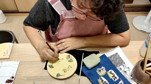 Osaka: taller privado de pintura cerámica