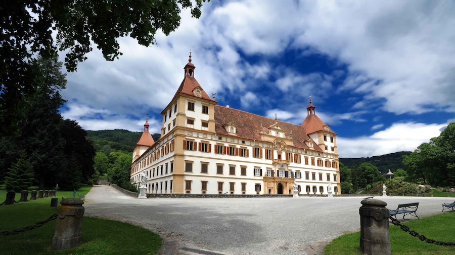 Graz: Schlossberg Private Guided Tour