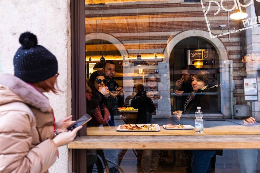 Picture 3 for Activity Verona: street food walking tour near the historical center