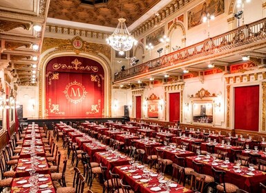 Mansion Tango Premium: Gourmet Dinner+Show+Transfer Kostenlos.