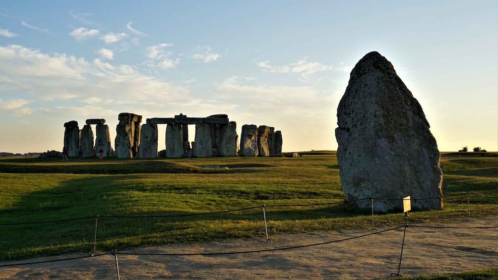 Picture 4 for Activity Southampton: Cruise Transfer to London via Stonehenge
