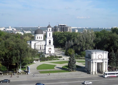Moldova tour - best destinations in 4 days